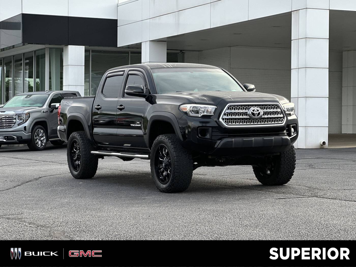 2017 Toyota Tacoma SR5 — Pickup Truck — 106,528 mi — Fayetteville, AR