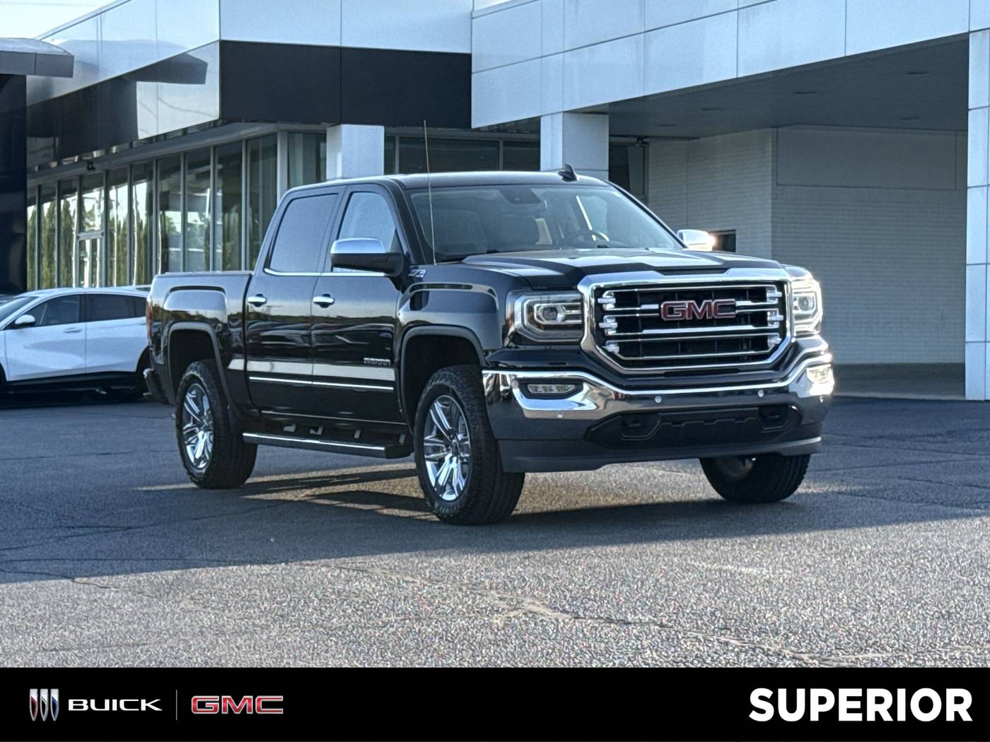 2017 GMC Sierra 1500 SLT — Pickup Truck — 76,737 mi — Fayetteville, AR