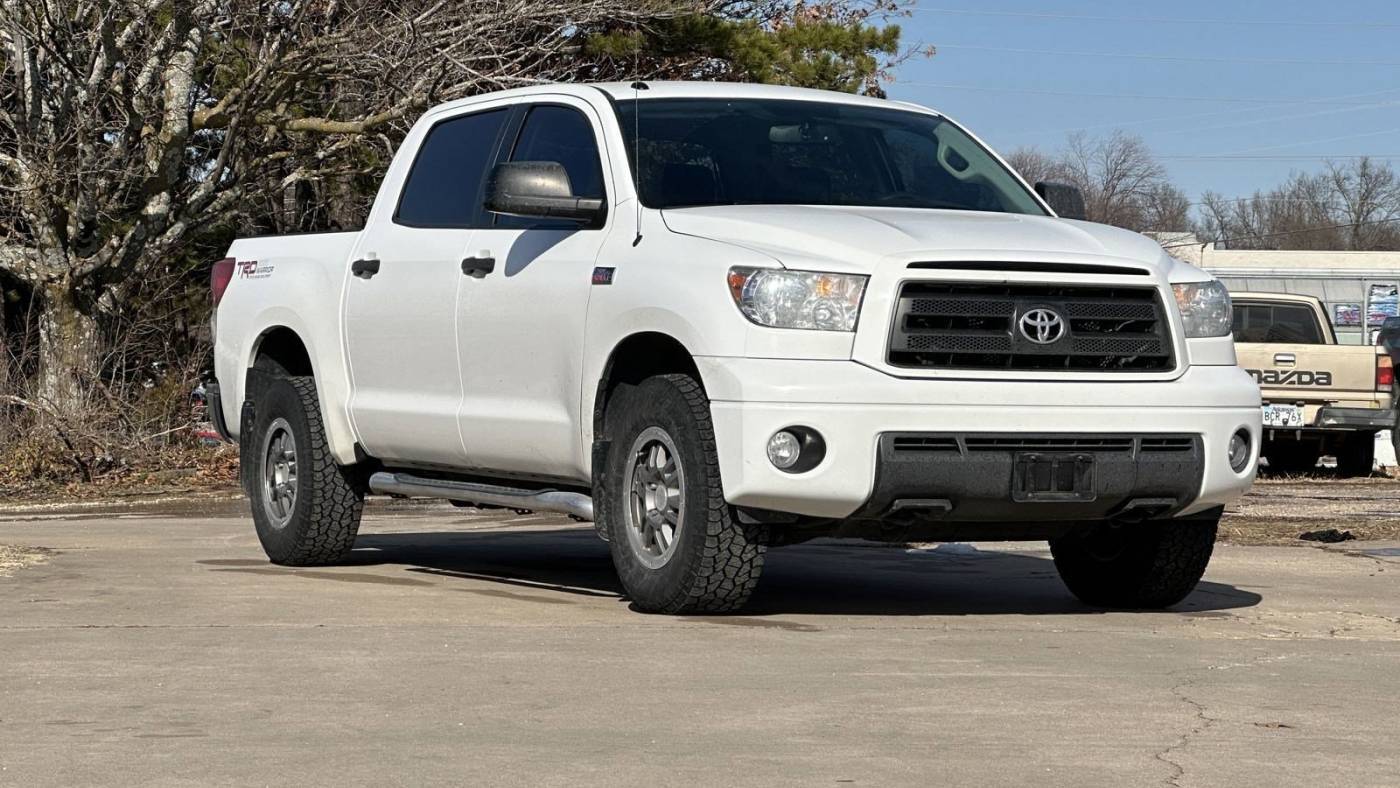 2013 Toyota Tundra Base — Pickup Truck — 76,383 mi — Fayetteville, AR