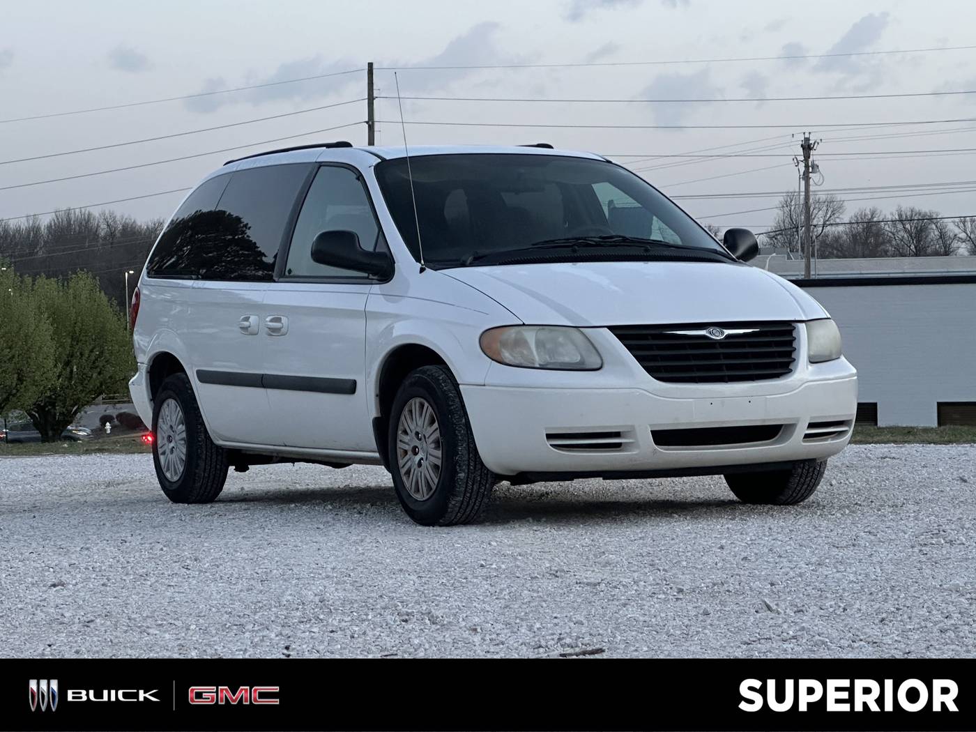 2005 Chrysler Town & Country Base — Minivan — 153,868 mi — Fayetteville, AR