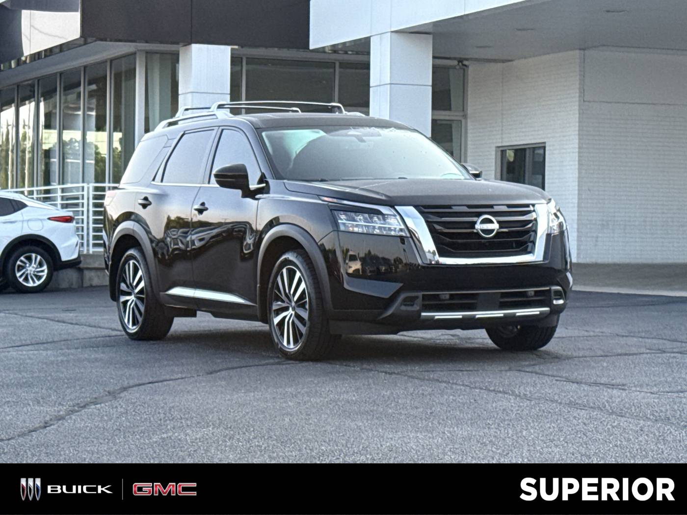 2024 Nissan Pathfinder Platinum — SUV — 15,174 mi — Fayetteville, AR