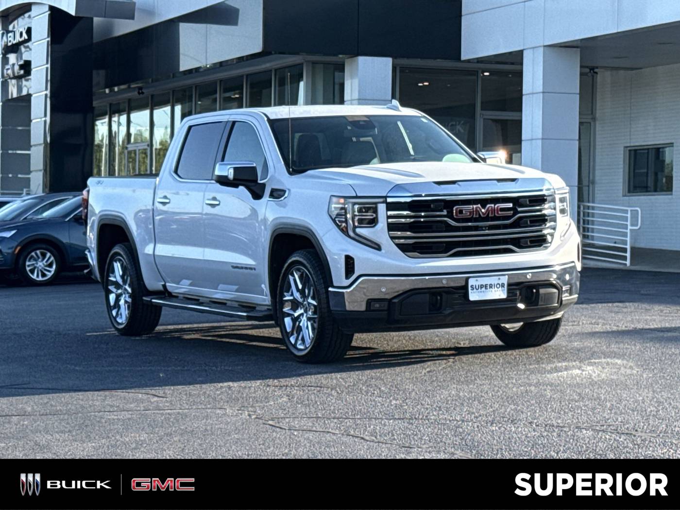 2023 GMC Sierra 1500 SLT — Pickup Truck — 62,702 mi — Fayetteville, AR