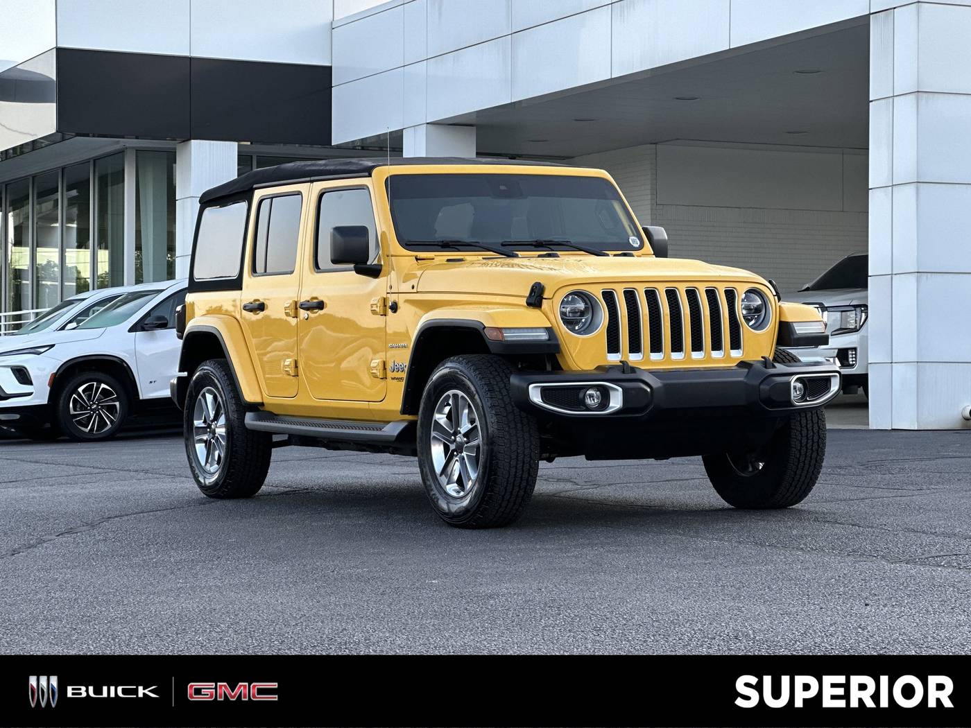 2021 Jeep Wrangler Sahara — SUV — 27,936 mi — Fayetteville, AR
