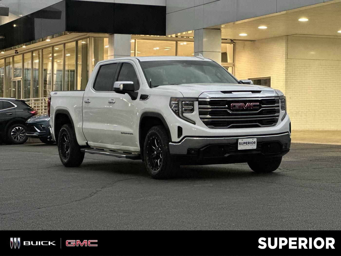 2022 GMC Sierra 1500 SLT — Pickup Truck — 25,955 mi — Fayetteville, AR
