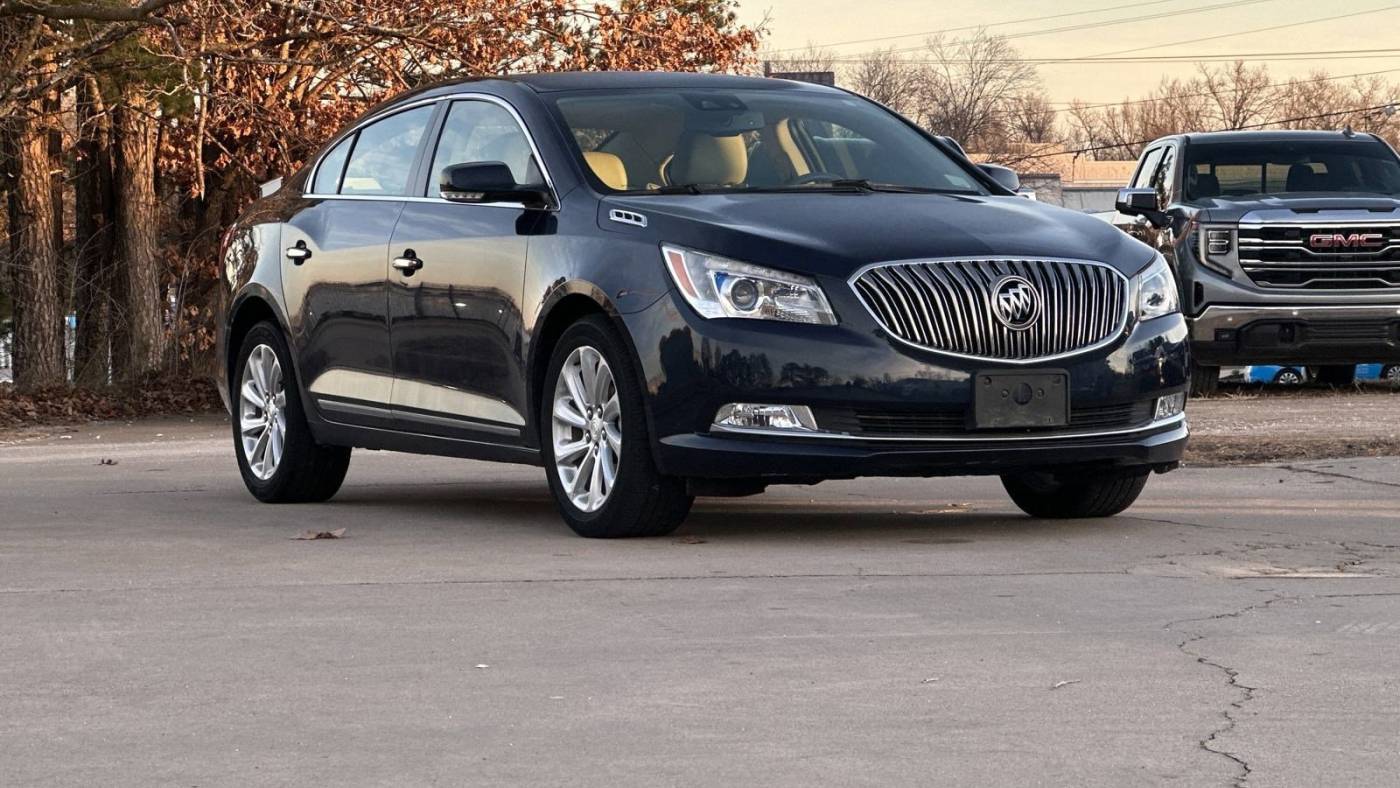 2016 Buick LaCrosse Leather — Sedan — 32,167 mi — Fayetteville, AR