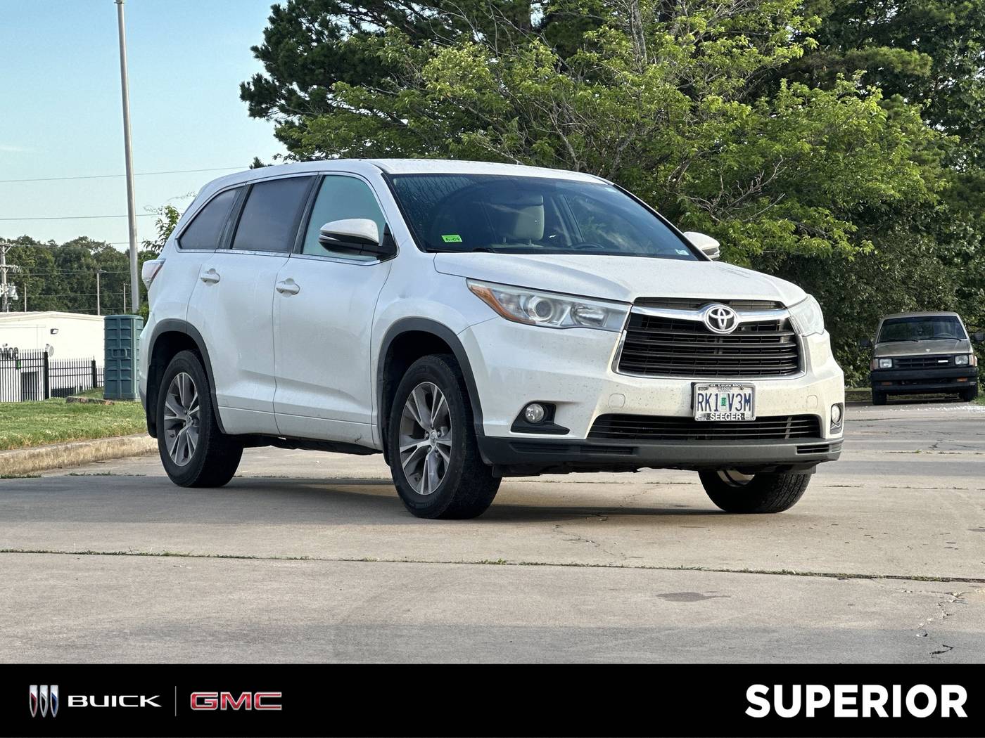 2015 Toyota Highlander LE Plus — SUV — 116,862 mi — Fayetteville, AR