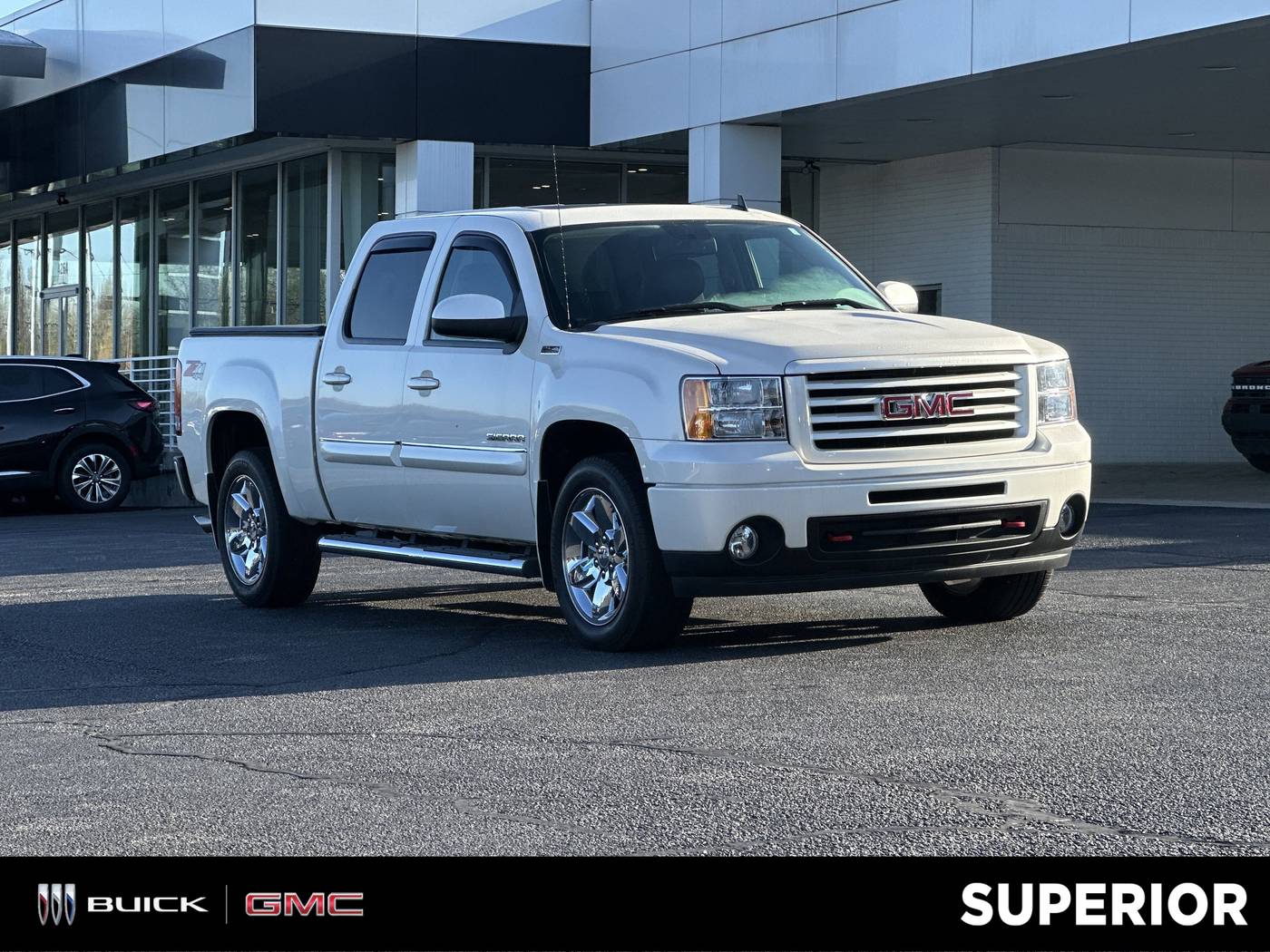 2013 GMC Sierra 1500 SLT — Pickup Truck — 109,245 mi — Fayetteville, AR