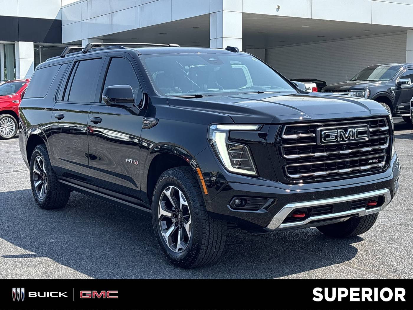 2025 GMC Yukon AT4 Ultimate — SUV — 5,433 mi — Fayetteville, AR