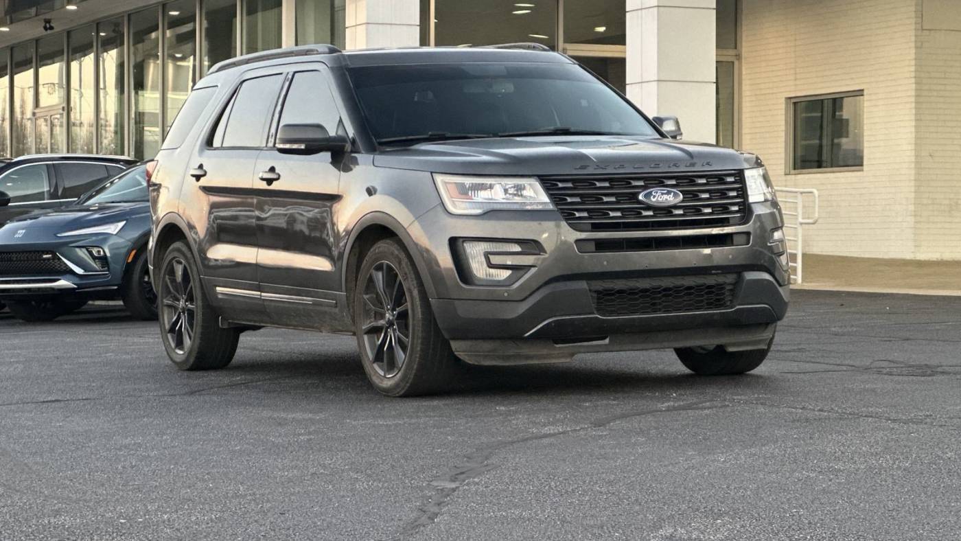 2017 Ford Explorer XLT — SUV — 145,519 mi — Fayetteville, AR