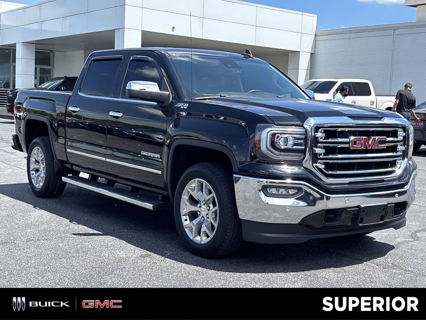 2018 GMC Sierra 1500 SLT — Pickup Truck — 55,202 mi — Fayetteville, AR