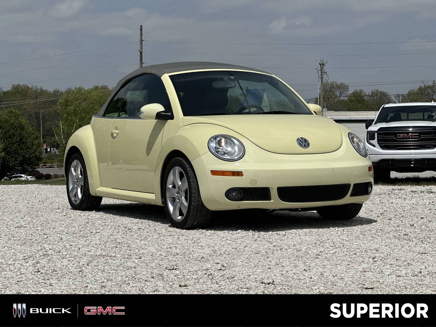 2006 Volkswagen New Beetle 2.5 — Convertible — 82,773 mi — Fayetteville, AR