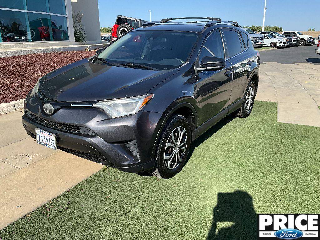 2017 Toyota RAV4 LE — SUV — 188,808 mi — Turlock, CA