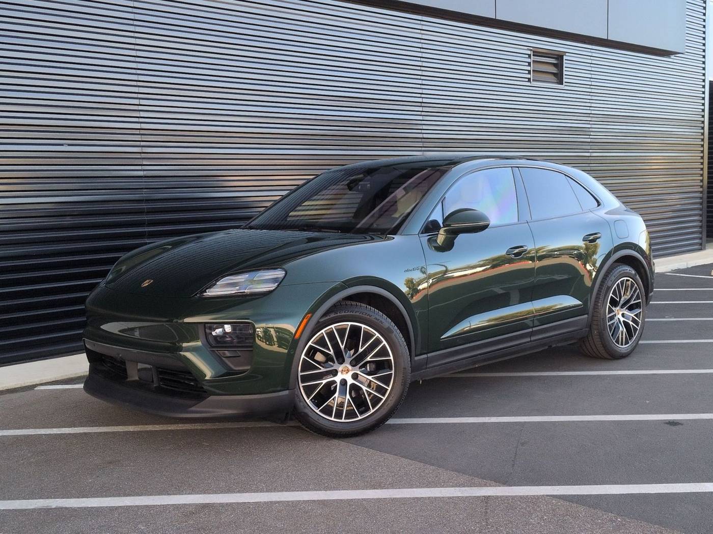 2025 Porsche Macan Electric