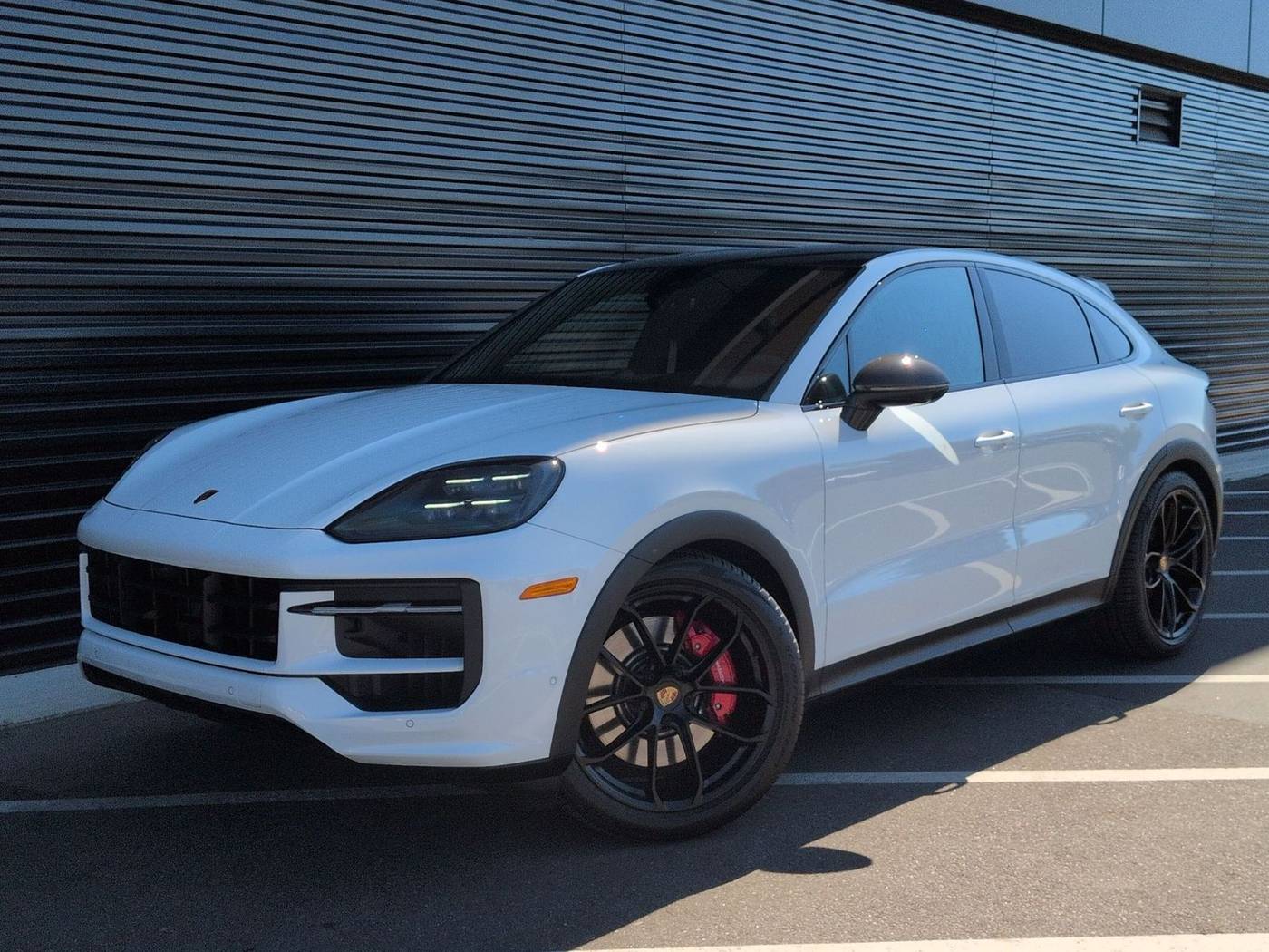 2025 Porsche Cayenne GTS