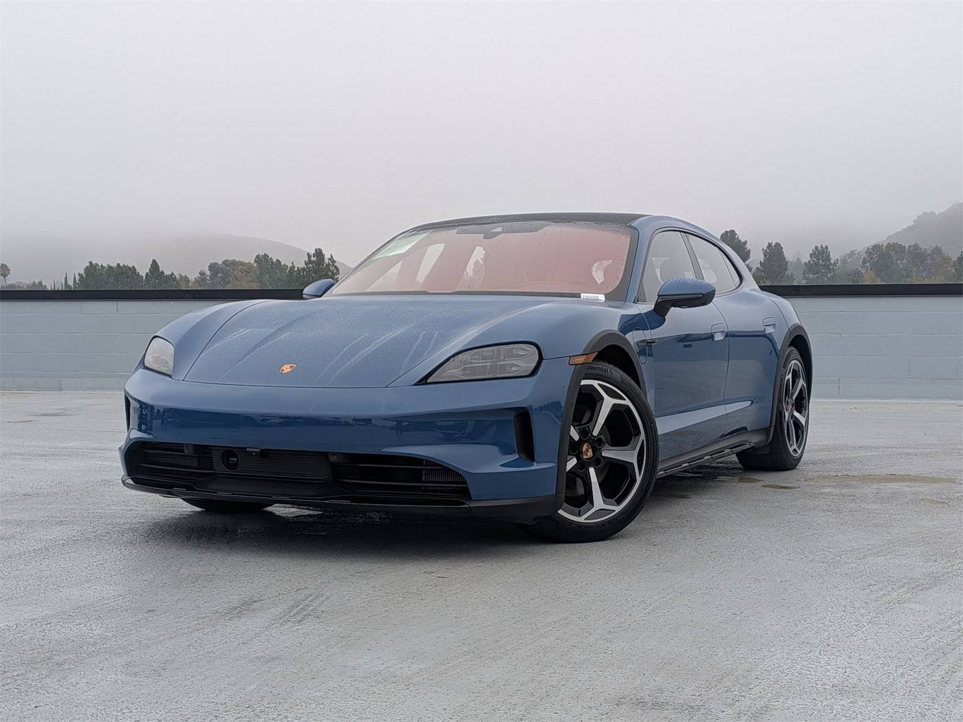 2025 Porsche Taycan 4S — Wagon — 5,603 mi — Thousand Oaks, CA