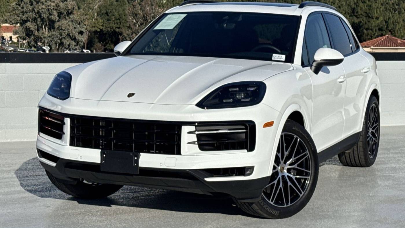 2024 Porsche Cayenne Standard — SUV — 4,200 mi — Thousand Oaks, CA
