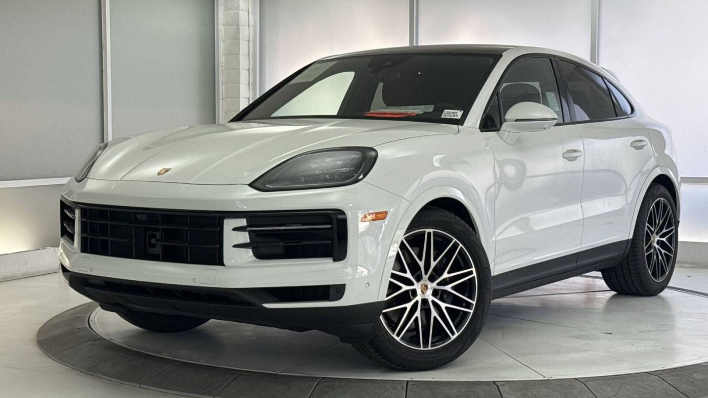 2025 Porsche Cayenne Cayenne — SUV — 11 mi — Thousand Oaks, CA