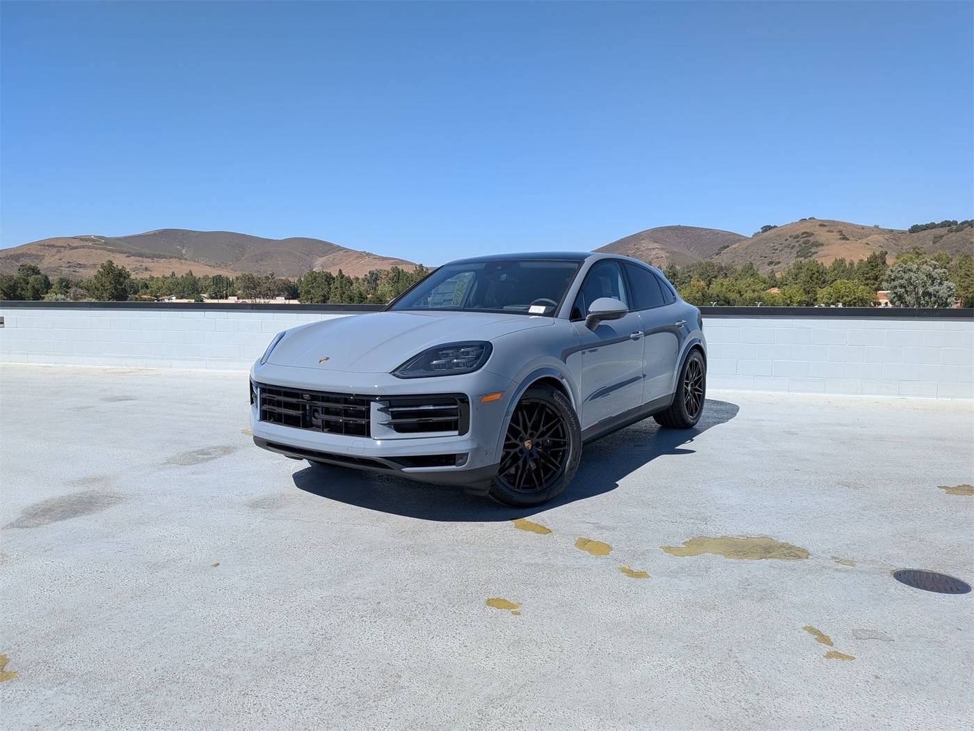 2025 Porsche Cayenne Cayenne — SUV — 15 mi — Thousand Oaks, CA