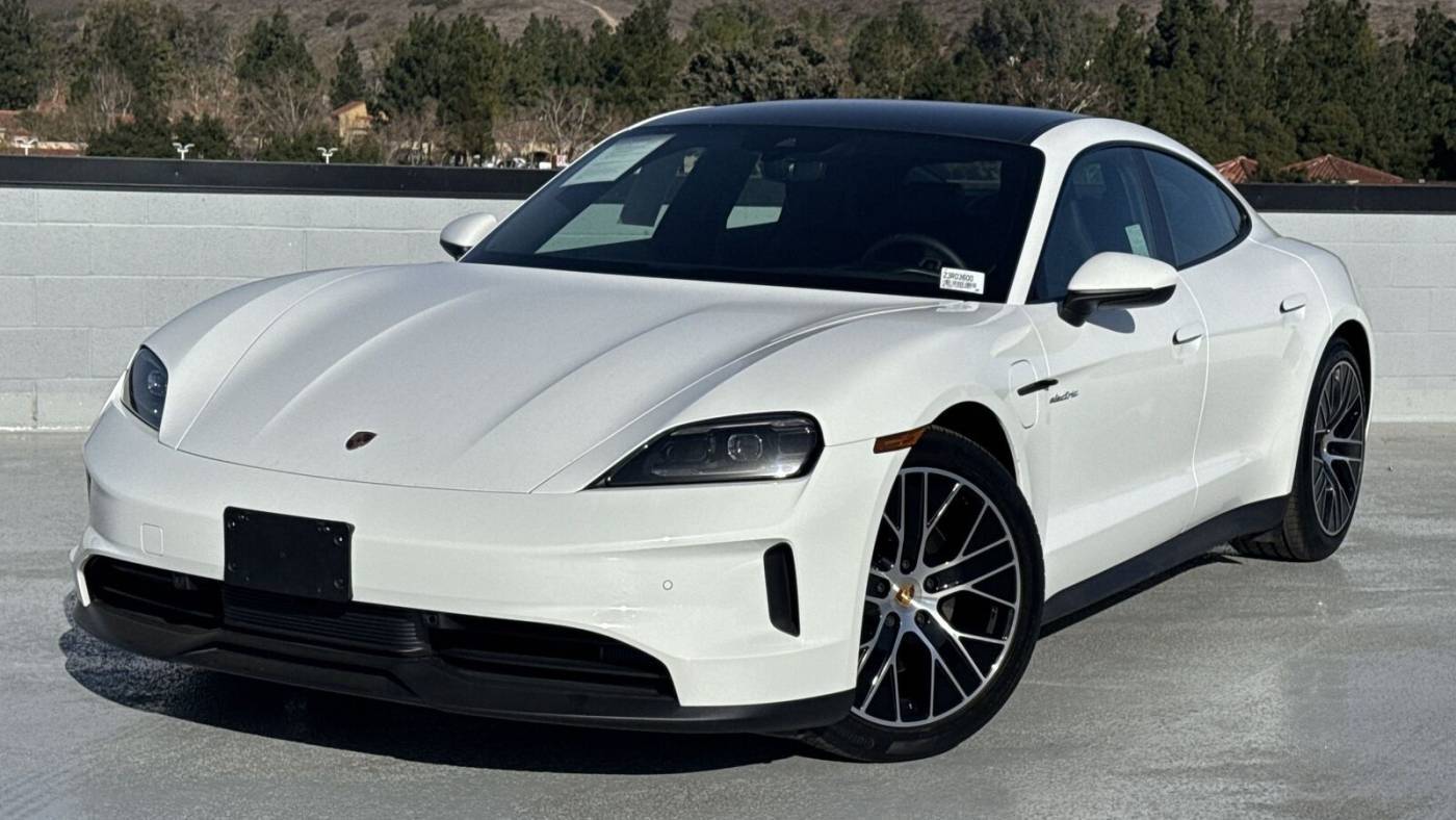 2025 Porsche Taycan Standard — Sedan — 3,193 mi — Thousand Oaks, CA