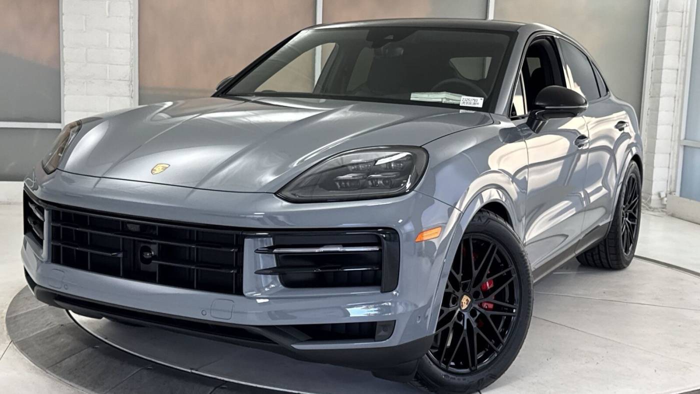 2025 Porsche Cayenne S — SUV — 36 mi — Thousand Oaks, CA