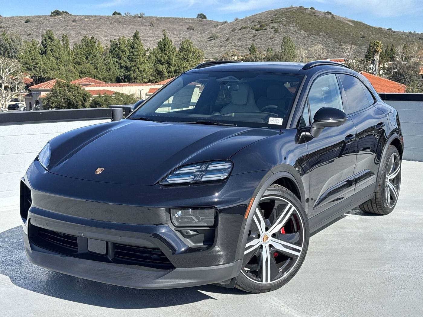 2025 Porsche Macan Electric 4S — SUV — 26 mi — Thousand Oaks, CA