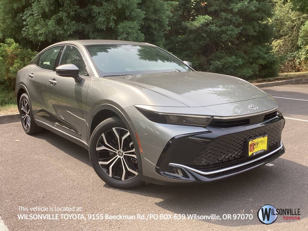 2023 Toyota Crown XLE — Sedan — 24,500 mi — Wilsonville, OR