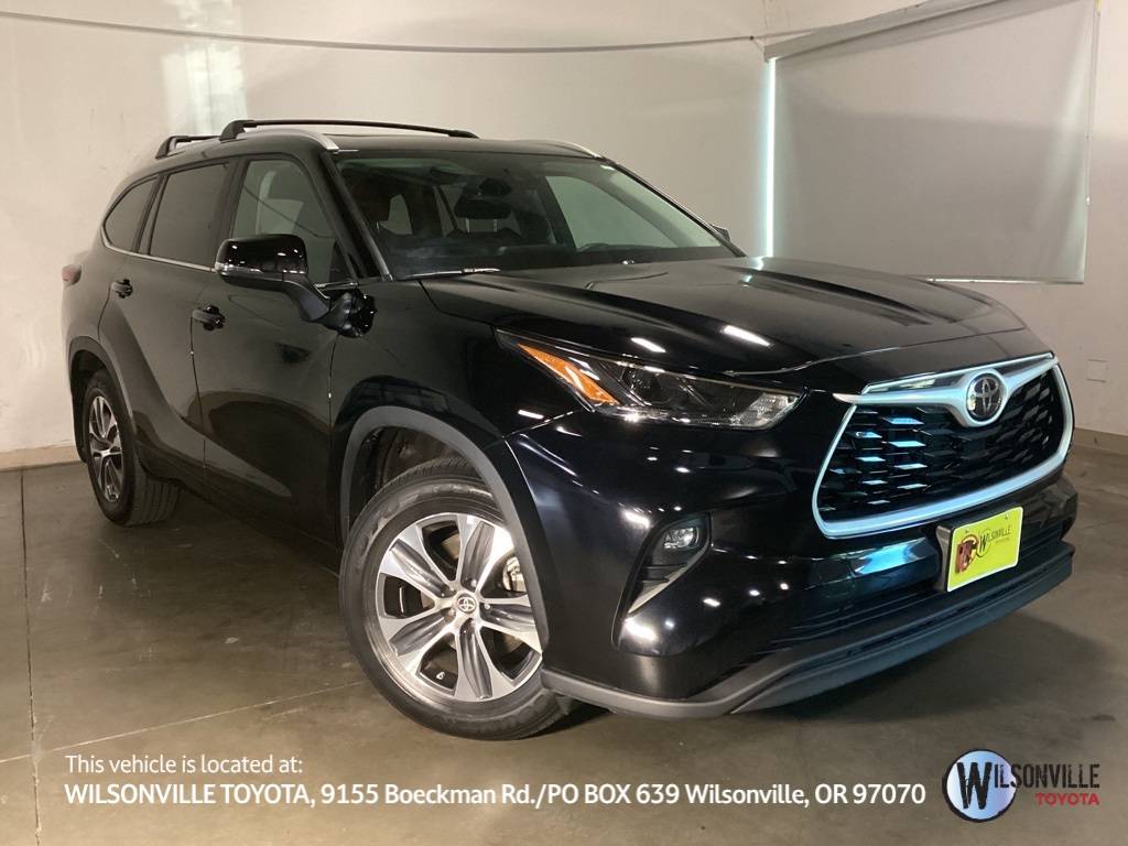 2024 Toyota Highlander XLE — SUV — 12,237 mi — Wilsonville, OR