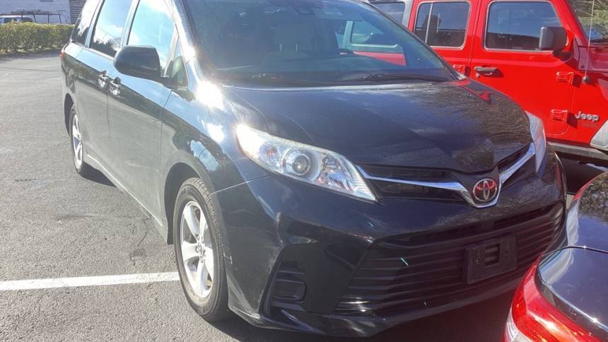 2019 Toyota Sienna LE — Minivan — 76,404 mi — Wilsonville, OR
