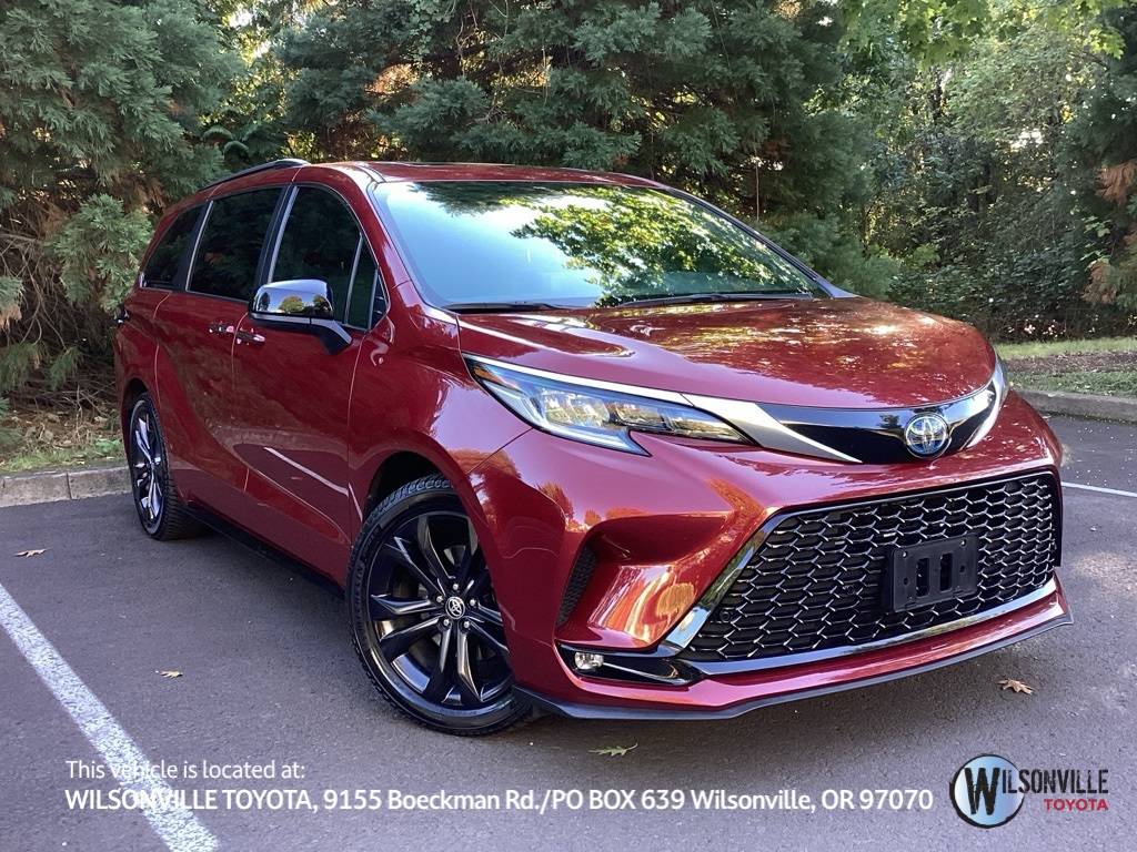 2022 Toyota Sienna XSE — Minivan — 48,560 mi — Wilsonville, OR
