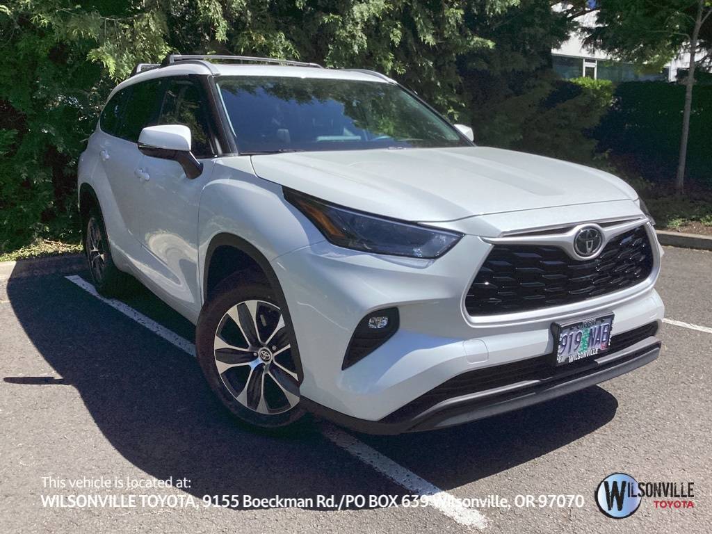 2023 Toyota Highlander XLE — SUV — 40,770 mi — Wilsonville, OR
