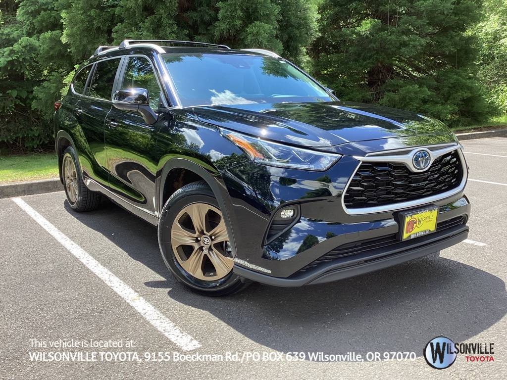 2023 Toyota Highlander Hybrid Bronze Edition — SUV — 25,181 mi — Wilsonville, OR