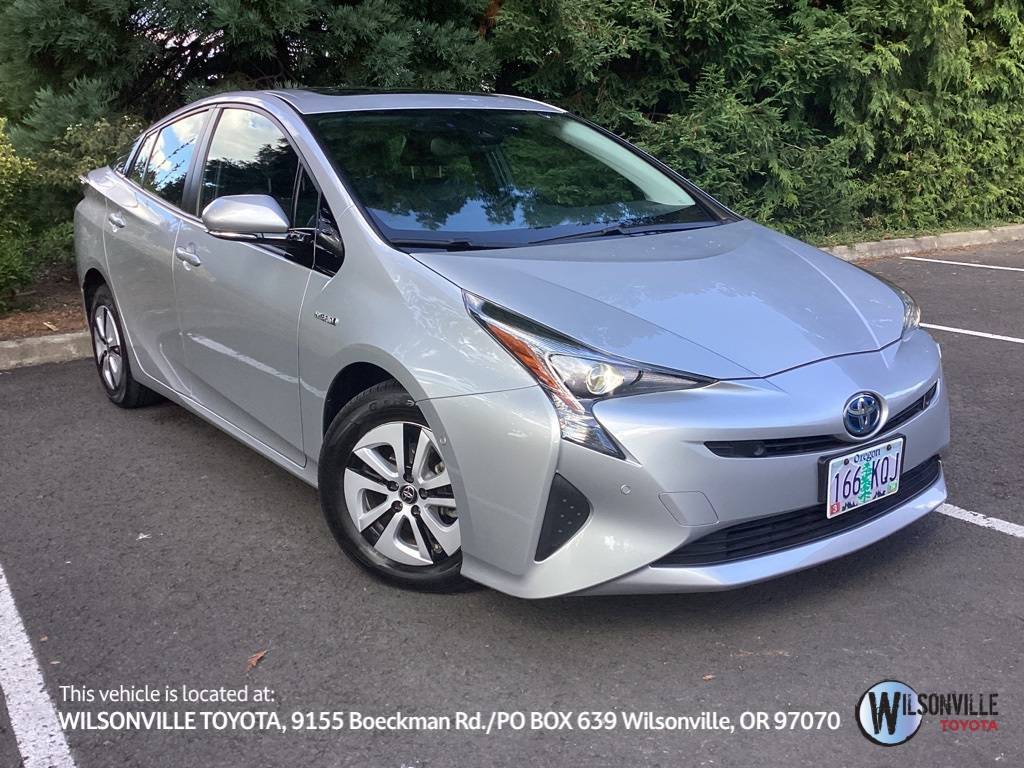 2018 Toyota Prius Four — Hatchback — 29,200 mi — Wilsonville, OR