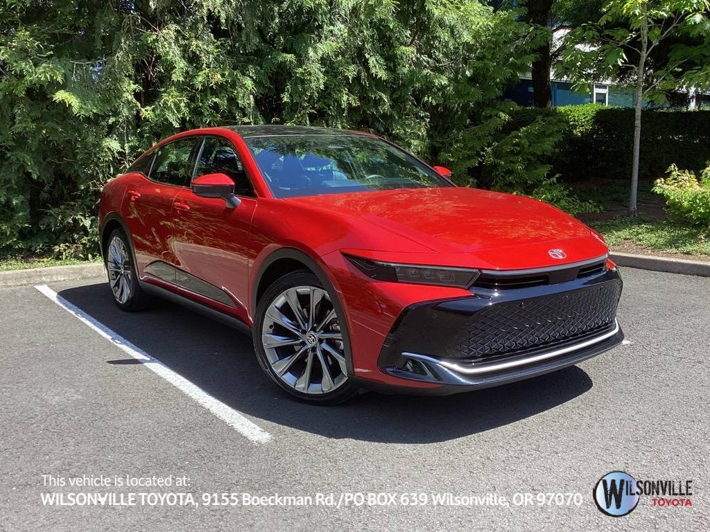 2023 Toyota Crown Limited — Sedan — 19,302 mi — Wilsonville, OR
