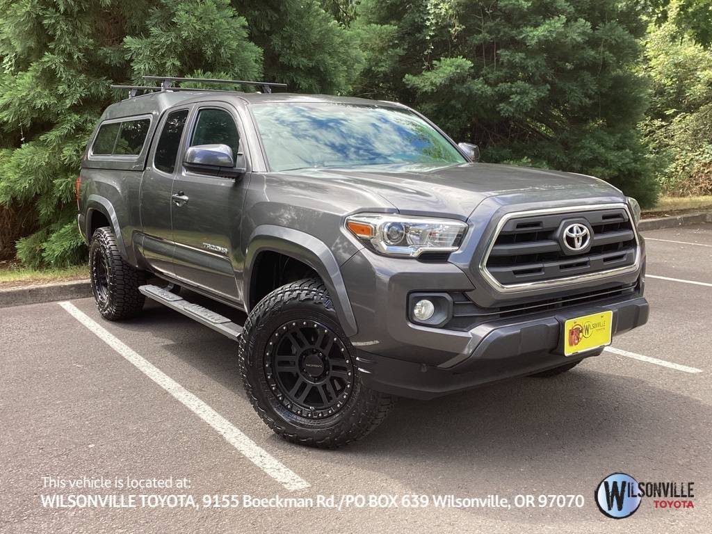 2017 Toyota Tacoma SR5 — Pickup Truck — 35,989 mi — Wilsonville, OR