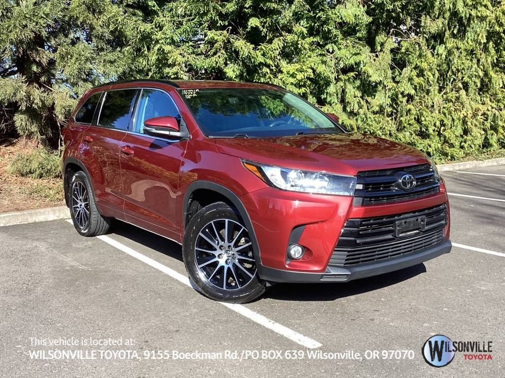 2017 Toyota Highlander SE V6 — SUV — 66,011 mi — Wilsonville, OR