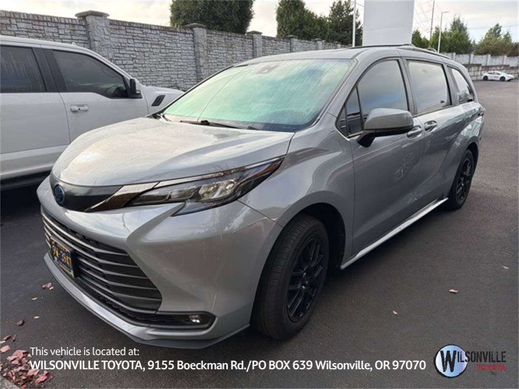 2022 Toyota Sienna XLE Woodland Edition — Minivan — 96,588 mi — Wilsonville, OR