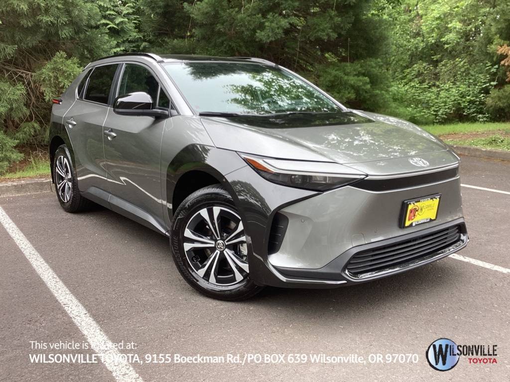 2024 Toyota bZ4X XLE — SUV — 13,716 mi — Wilsonville, OR