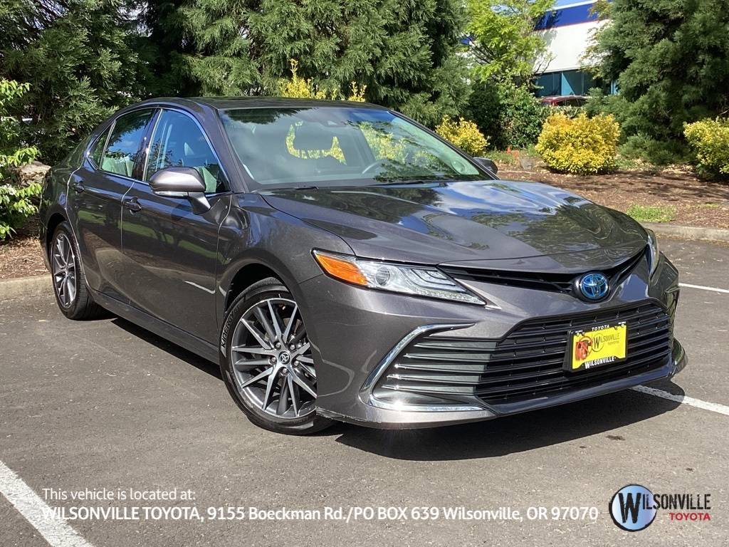 2023 Toyota Camry Hybrid XLE — Sedan — 19,640 mi — Wilsonville, OR