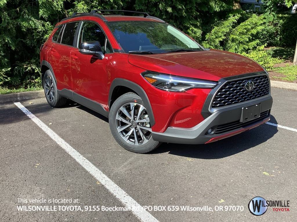 2025 Toyota Corolla Cross XLE — SUV — 35 mi — Wilsonville, OR