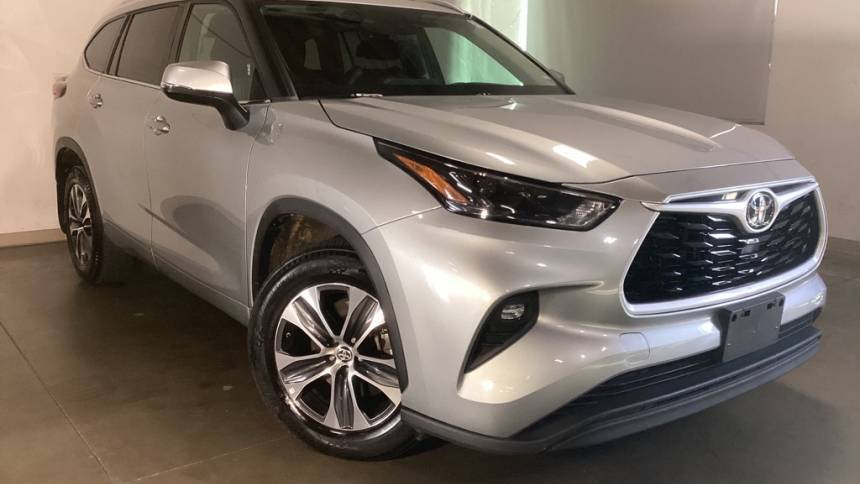 2022 Toyota Highlander XLE — SUV — 50,164 mi — Wilsonville, OR