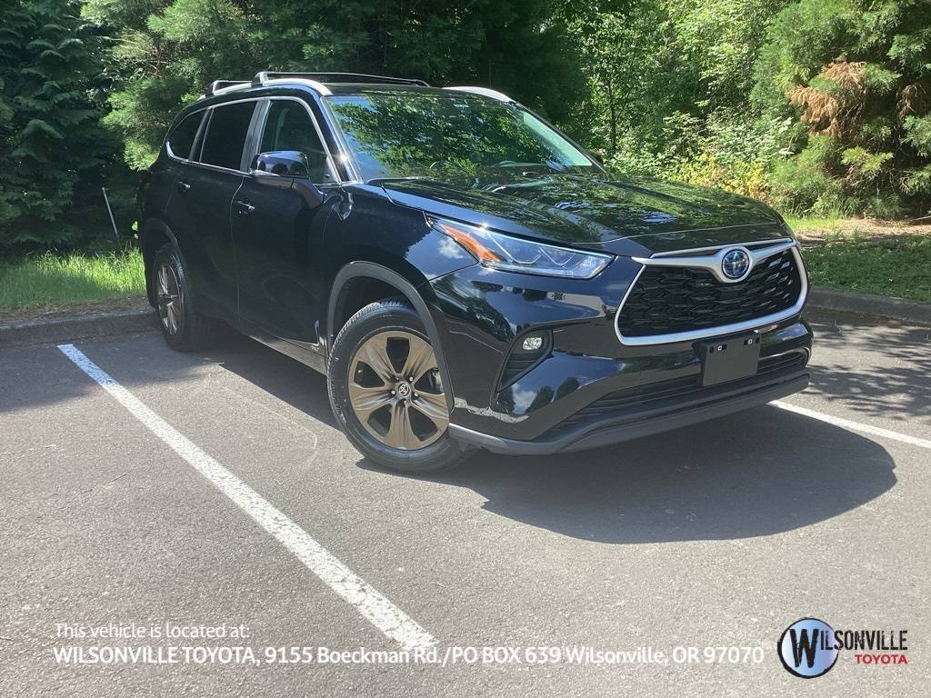 2023 Toyota Highlander Hybrid Bronze Edition — SUV — 33,893 mi — Wilsonville, OR