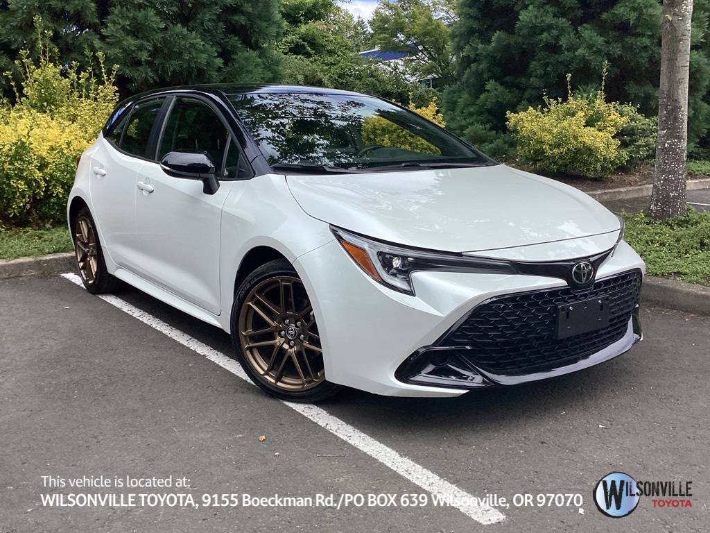 2024 Toyota Corolla Hatchback SE — Hatchback — 24,139 mi — Wilsonville, OR
