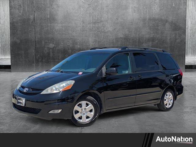 2008 Toyota Sienna XLE — Minivan — 146,366 mi — Tustin, CA