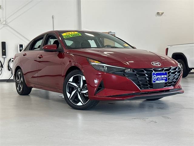2023 Hyundai Elantra SEL — Sedan — 25,058 mi — Kenosha, WI