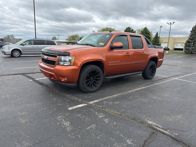 2007 Chevrolet Avalanche 1LT — Pickup Truck — 150,337 mi — Kenosha, WI
