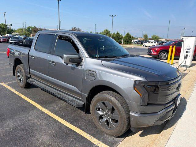 2022 Ford F-150 Lightning Lariat