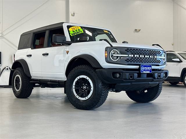 2023 Ford Bronco Badlands — SUV — 12,450 mi — Kenosha, WI