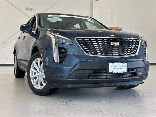 2022 Cadillac XT4 Luxury — SUV — 14,014 mi — Kenosha, WI