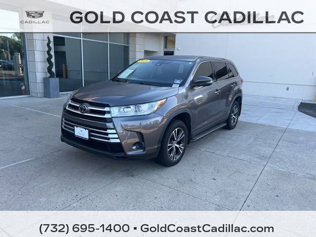 2019 Toyota Highlander LE V6 — SUV — 88,123 mi — Oakhurst, NJ