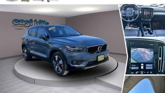 2021 Volvo XC40 Momentum — SUV — 52,483 mi — Greenvale, NY